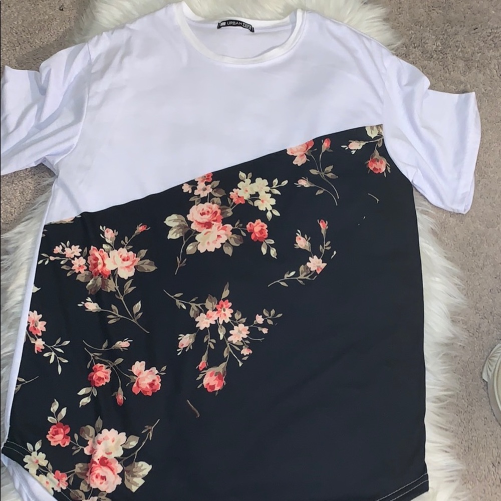 Urban Outfitters T-Shirt